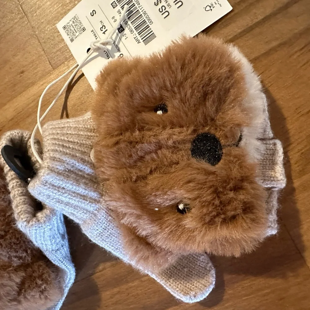 Zara Kids Beige Knit Flip-Top Mittens